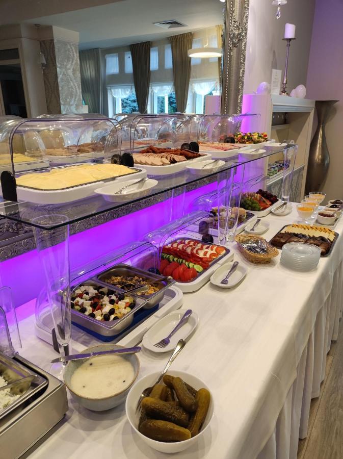 Bialy Dom Henlex Hotel Restauracja Poznań Esterno foto