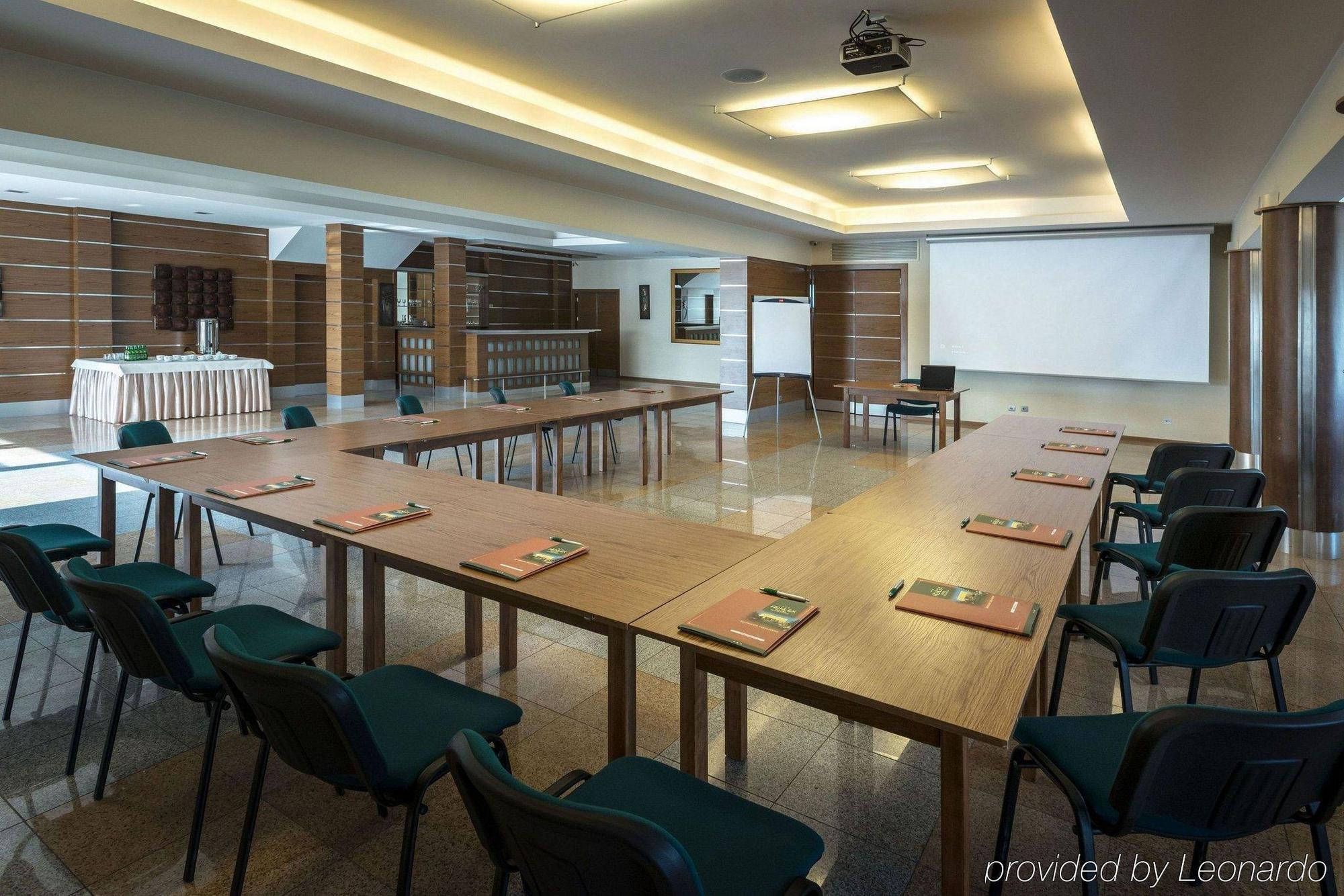 Bialy Dom Henlex Hotel Restauracja Poznań Servizi foto